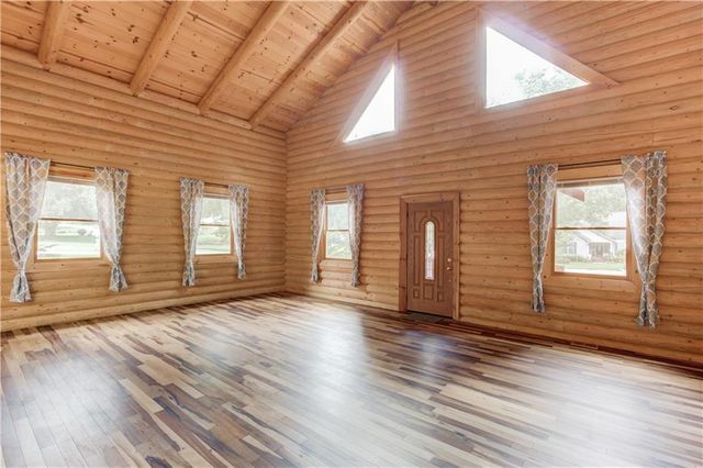 3938 Pointe N, Gainesville, GA 30506