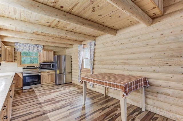 3938 Pointe N, Gainesville, GA 30506