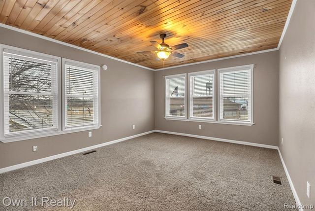 22421 Huron River Drive, Rockwood, MI 48173