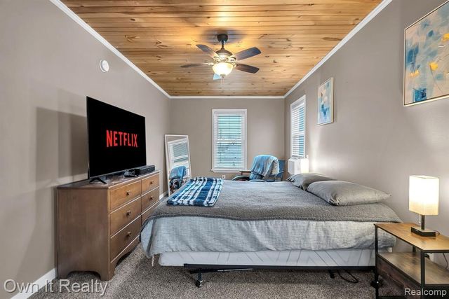 22421 Huron River Drive, Rockwood, MI 48173