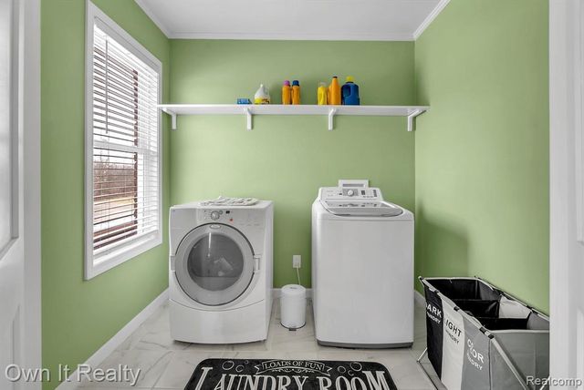 22421 Huron River Drive, Rockwood, MI 48173