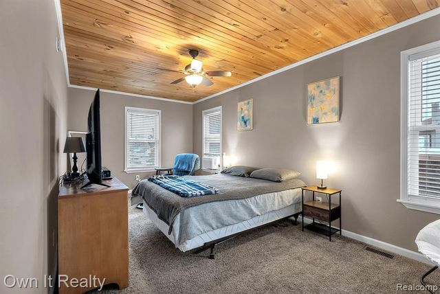 22421 Huron River Drive, Rockwood, MI 48173