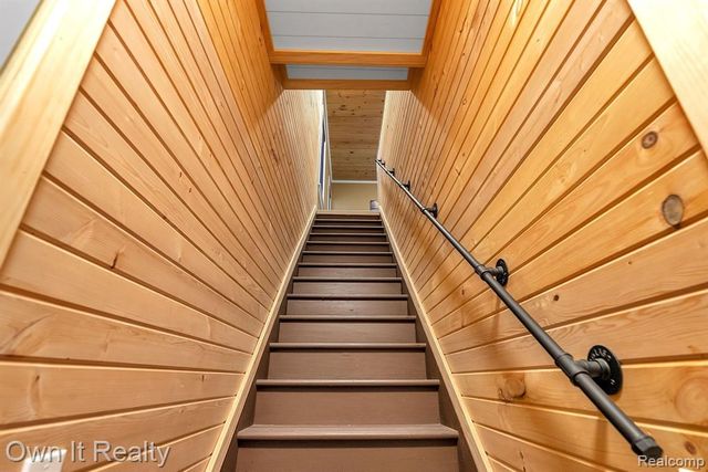 22421 Huron River Drive, Rockwood, MI 48173