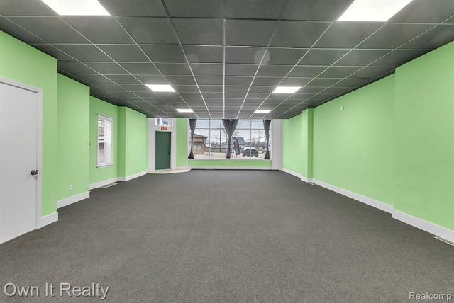 22421 Huron River Drive, Rockwood, MI 48173