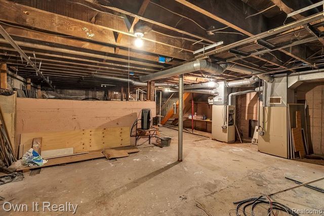 22421 Huron River Drive, Rockwood, MI 48173