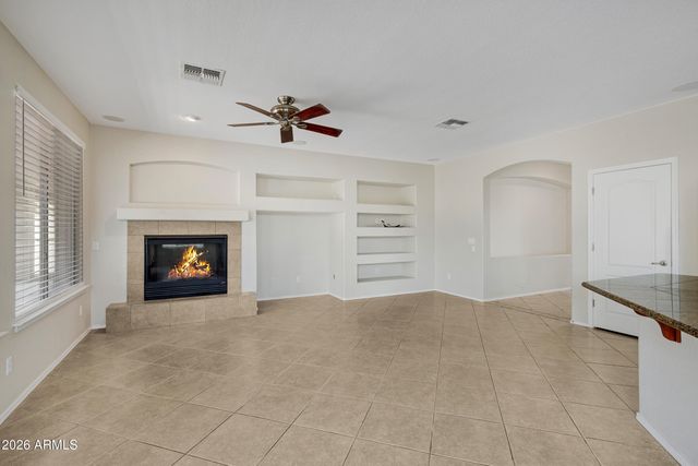 6417 W GAMBIT Trail, Phoenix, AZ 85083