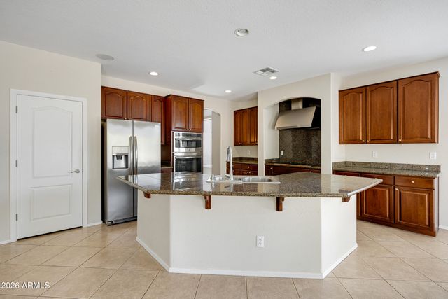 6417 W GAMBIT Trail, Phoenix, AZ 85083