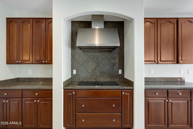 6417 W GAMBIT Trail, Phoenix, AZ 85083