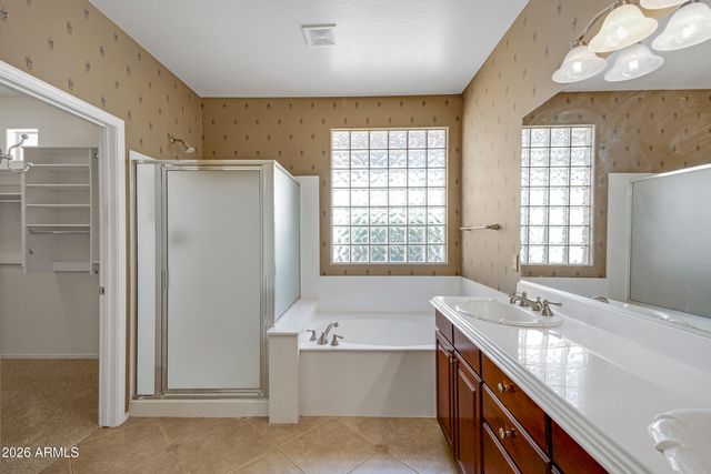 6417 W GAMBIT Trail, Phoenix, AZ 85083