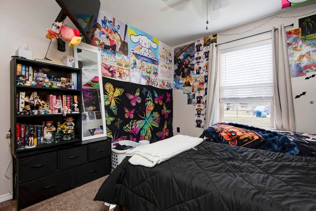 102 Arrowhead Road, Willard, MO 65781