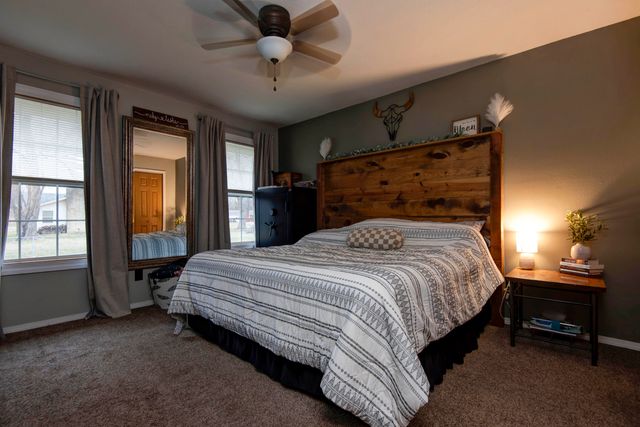 102 Arrowhead Road, Willard, MO 65781