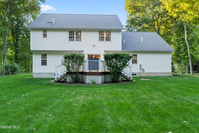 2 Kendall Place, Glenville, NY 12019