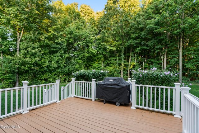 2 Kendall Place, Glenville, NY 12019