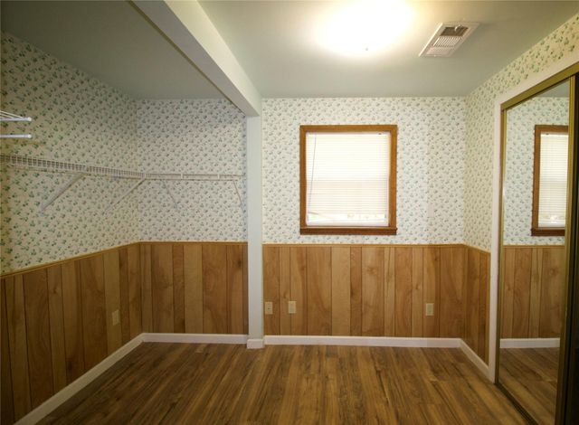 20 White Oak Drive A, Huntsville, TX 77320