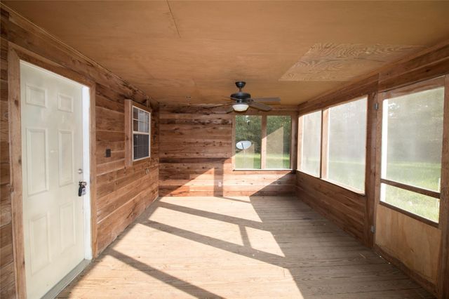 20 White Oak Drive A, Huntsville, TX 77320