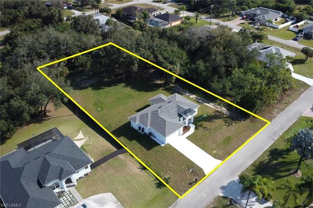 604 Columbus AVE, Lehigh Acres, FL 33972