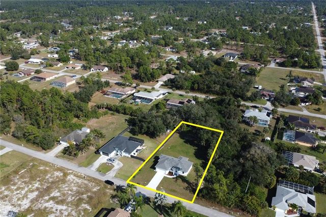 604 Columbus AVE, Lehigh Acres, FL 33972