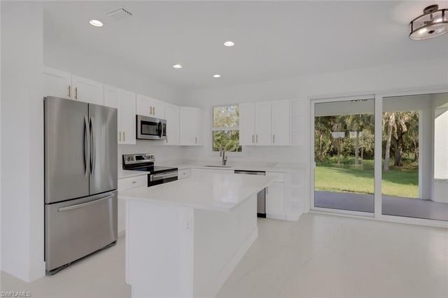 604 Columbus AVE, Lehigh Acres, FL 33972