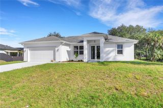 604 Columbus AVE, Lehigh Acres, FL 33972
