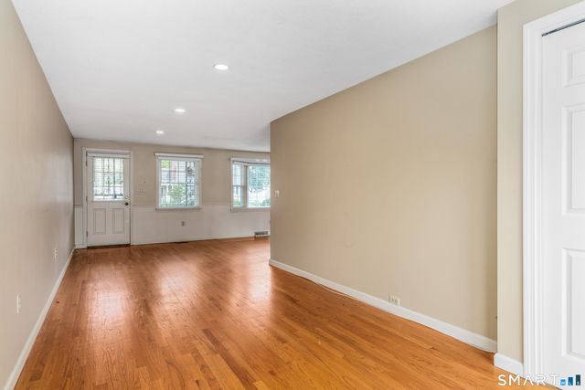 42 Sadler Street, Windsor Locks, CT 06096
