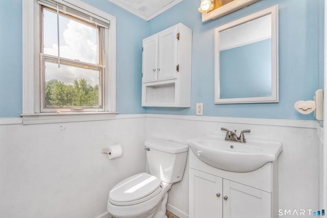 42 Sadler Street, Windsor Locks, CT 06096