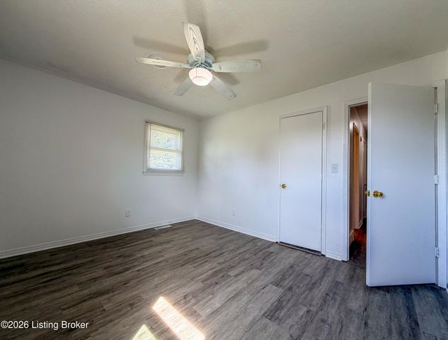 50 W Tophill Terrace, Elizabethtown, KY 42701
