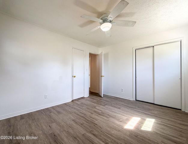 50 W Tophill Terrace, Elizabethtown, KY 42701