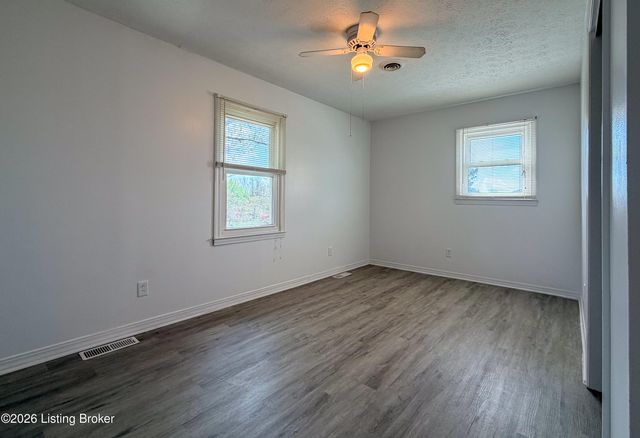 50 W Tophill Terrace, Elizabethtown, KY 42701