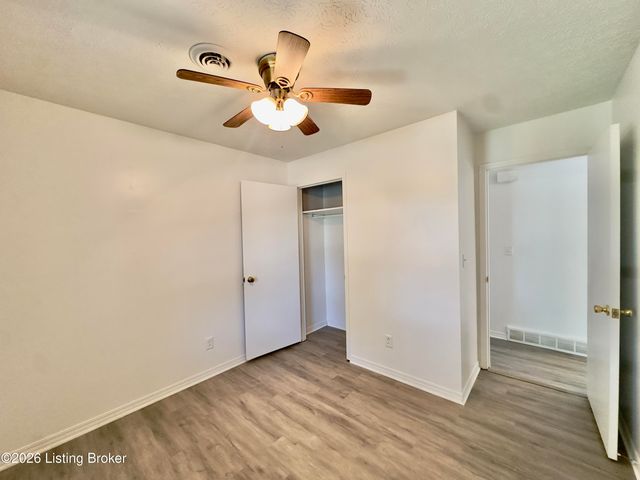 50 W Tophill Terrace, Elizabethtown, KY 42701