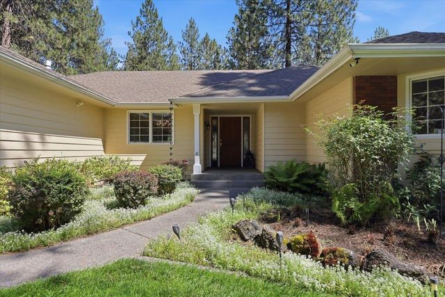 17224 N Brookside Ln, Colbert, WA 99005