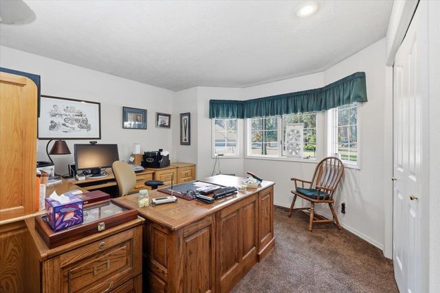 17224 N Brookside Ln, Colbert, WA 99005