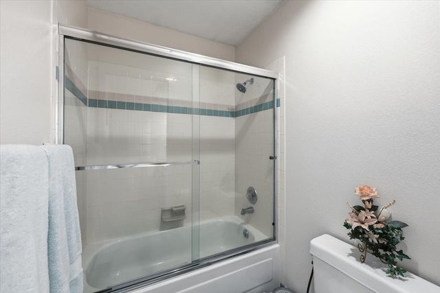 17224 N Brookside Ln, Colbert, WA 99005