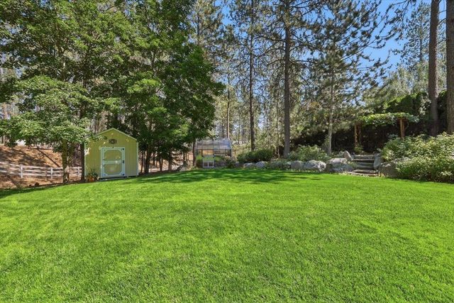 17224 N Brookside Ln, Colbert, WA 99005