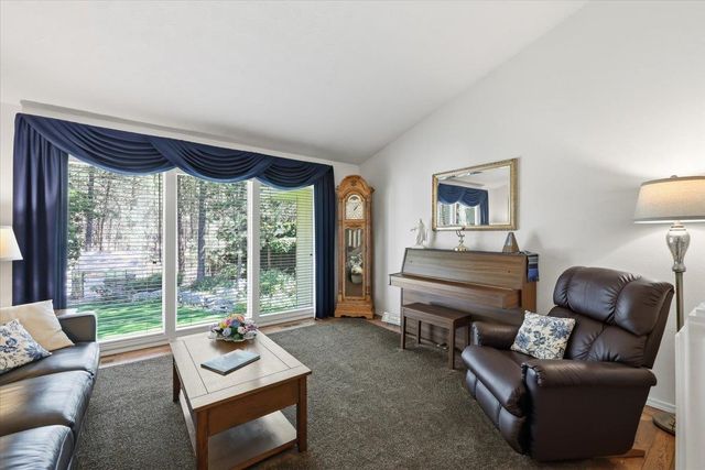 17224 N Brookside Ln, Colbert, WA 99005