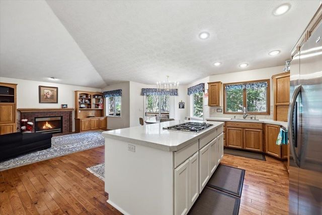 17224 N Brookside Ln, Colbert, WA 99005