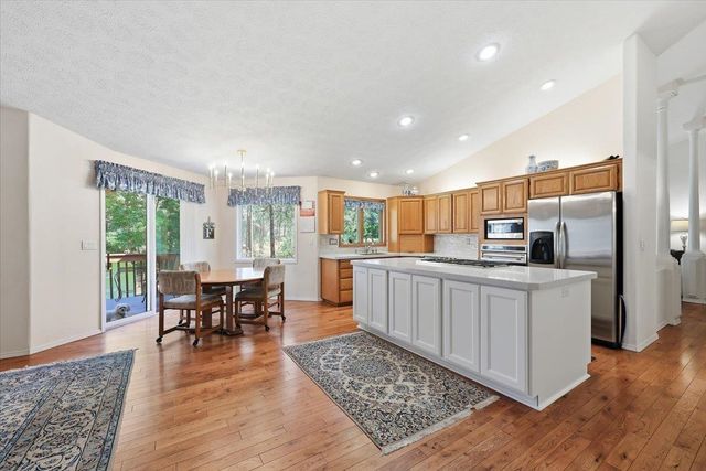 17224 N Brookside Ln, Colbert, WA 99005