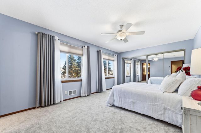 7892 66th Street S, Cottage Grove, MN 55016