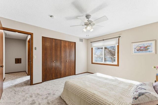 7892 66th Street S, Cottage Grove, MN 55016