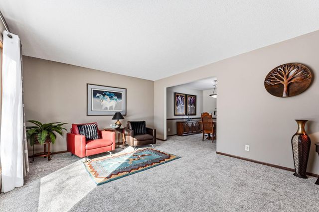 7892 66th Street S, Cottage Grove, MN 55016