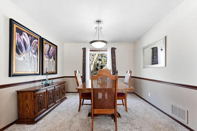 7892 66th Street S, Cottage Grove, MN 55016