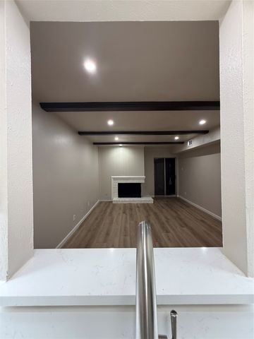 902 S Weatherred Drive 902F, Richardson, TX 75080