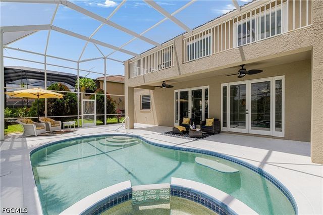 11141 Lakeland CIR, Fort Myers, FL 33913