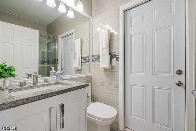 11141 Lakeland CIR, Fort Myers, FL 33913