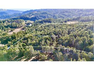 Carpenterville Rd 41/42, Pistol River, OR 97444