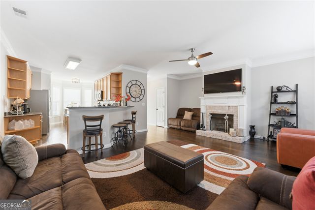 1516 Endurance Hill Drive NW BLDG 8, Kennesaw, GA 30152