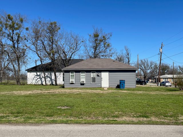 1000 E 10th Avenue, Corsicana, TX 75110