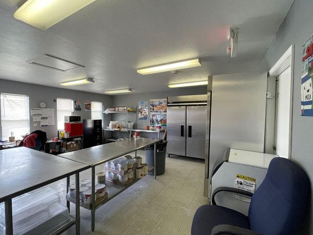 1000 E 10th Avenue, Corsicana, TX 75110