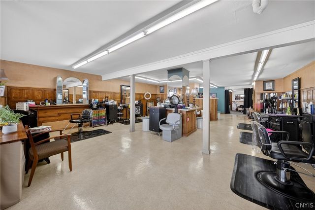 2340 Court St, Salina, NY 13208