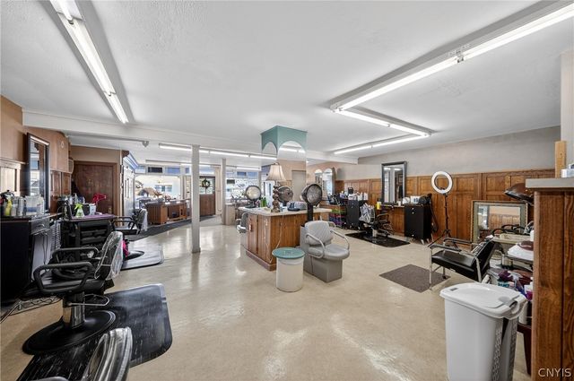 2340 Court St, Salina, NY 13208