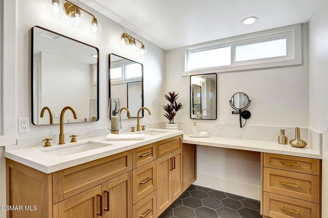 1420 Oldbury Place, Westlake Village, CA 91361